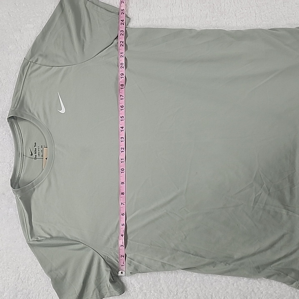 Nike Dri-Fit Training Short Sleeve Tee New With Tags - Picture 4 of 9